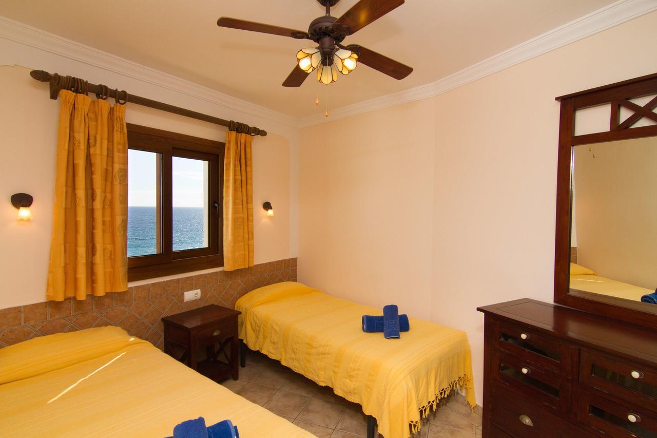 Carabeo 72 Menyber Apartment Nerja Luaran gambar