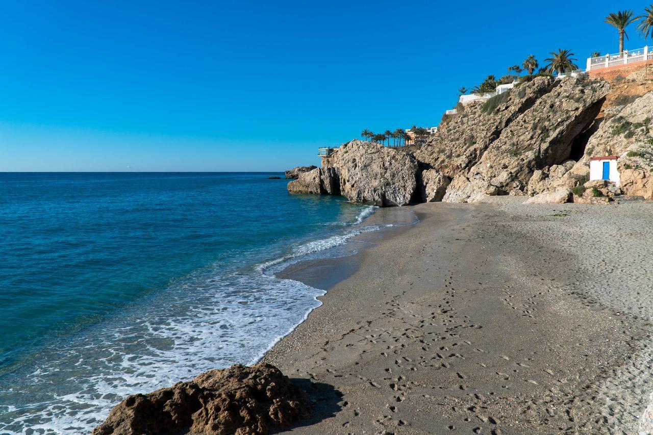 Carabeo 72 Menyber Apartment Nerja Luaran gambar